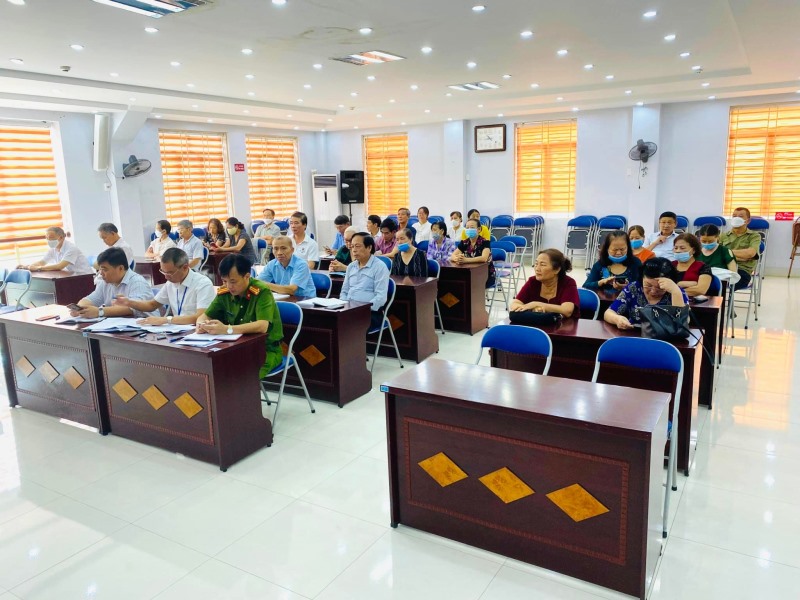 Đảng ủy phường Hồng Gai tổ chức hội nghị Giao ban định kỳ giữa Thường trực Đảng ủy với Bí thư, khu trưởng, tổ trưởng tổ Đảng, tổ trưởng tổ dân trên địa bàn phường