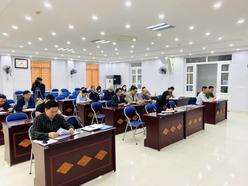 Đảng uỷ phường Hồng Gai tổ chức Hội nghị sơ kết giữa nhiệm kỳ thực hiện Nghị quyết Đại hội Đảng bộ Phường lần thứ XII (nhiệm kỳ 2020 – 2025); Sơ kết 2 năm rưỡi xây dựng phường văn minh đô thị kiểu mẫu