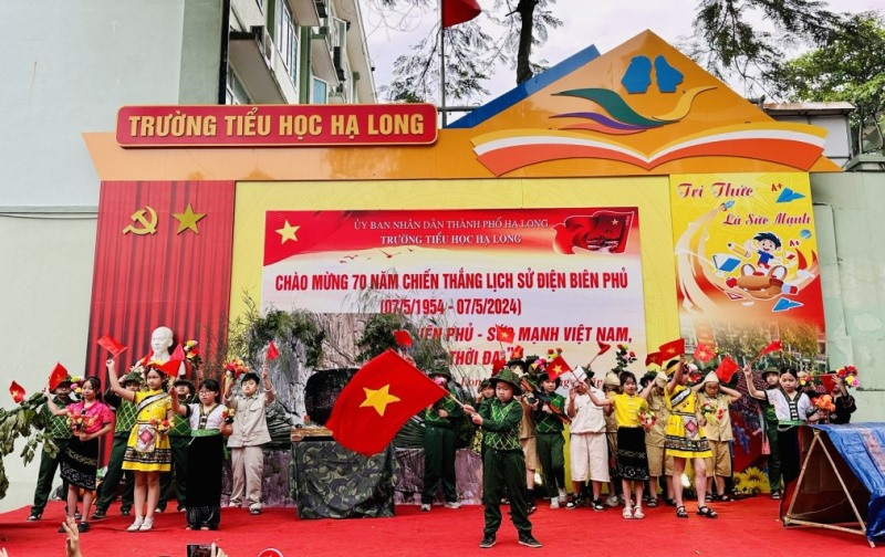 Trường Tiểu học Hạ Long: Sinh hoạt ngoại khóa “Chiến thắng Điện Biên Phủ - Sức mạnh Việt Nam, Tầm vóc thời đại”