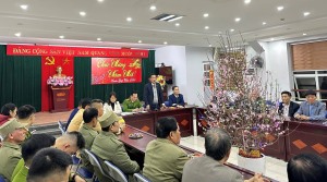 Phường Hồng Gai ra quân tuần tra đảm bảo ANTT trong đêm giao thừa Tết Nguyên đán Giáp Thìn 2024